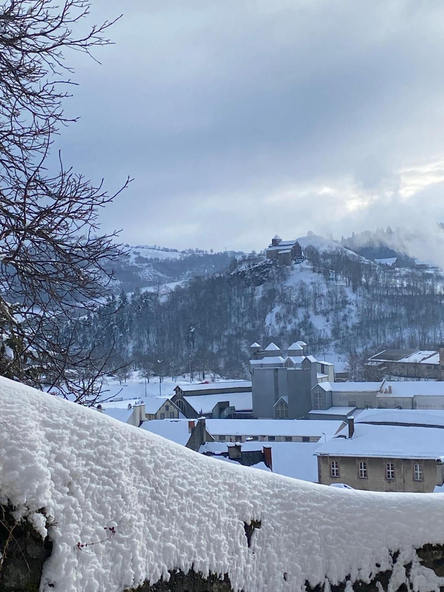 Charmant Appartement Au Coeur Des Volcans D Auvergne Murat  Ngoại thất bức ảnh